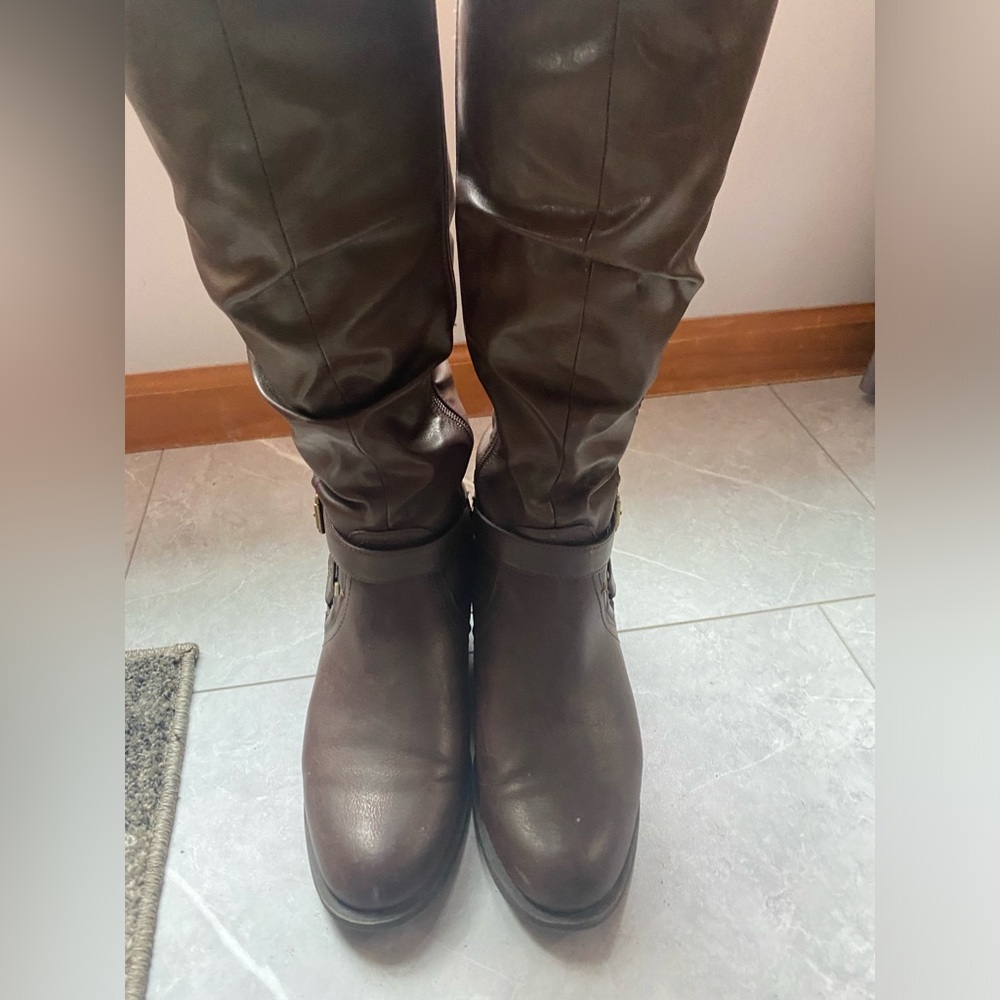 White Mountain Boot Size 10